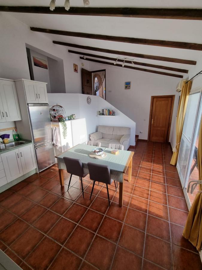 Lovely 2 Bed With Stunning Views & Pool